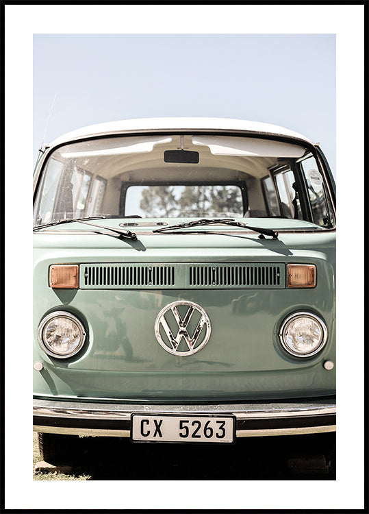 Design classique dans des voitures aux tons verts doux Poster