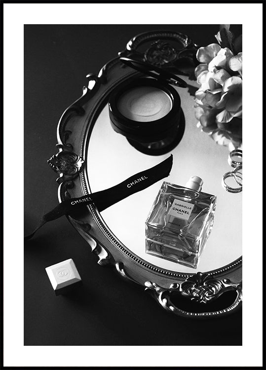 Chanel Parfum Beauté Noir & Blanc Poster