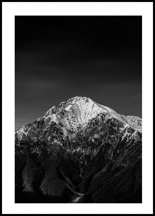 Majestic Snow-Capped Mountain Plakat - Posterbox.dk