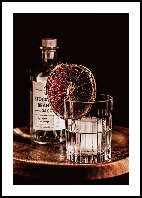 Le gin en sirotant Poster