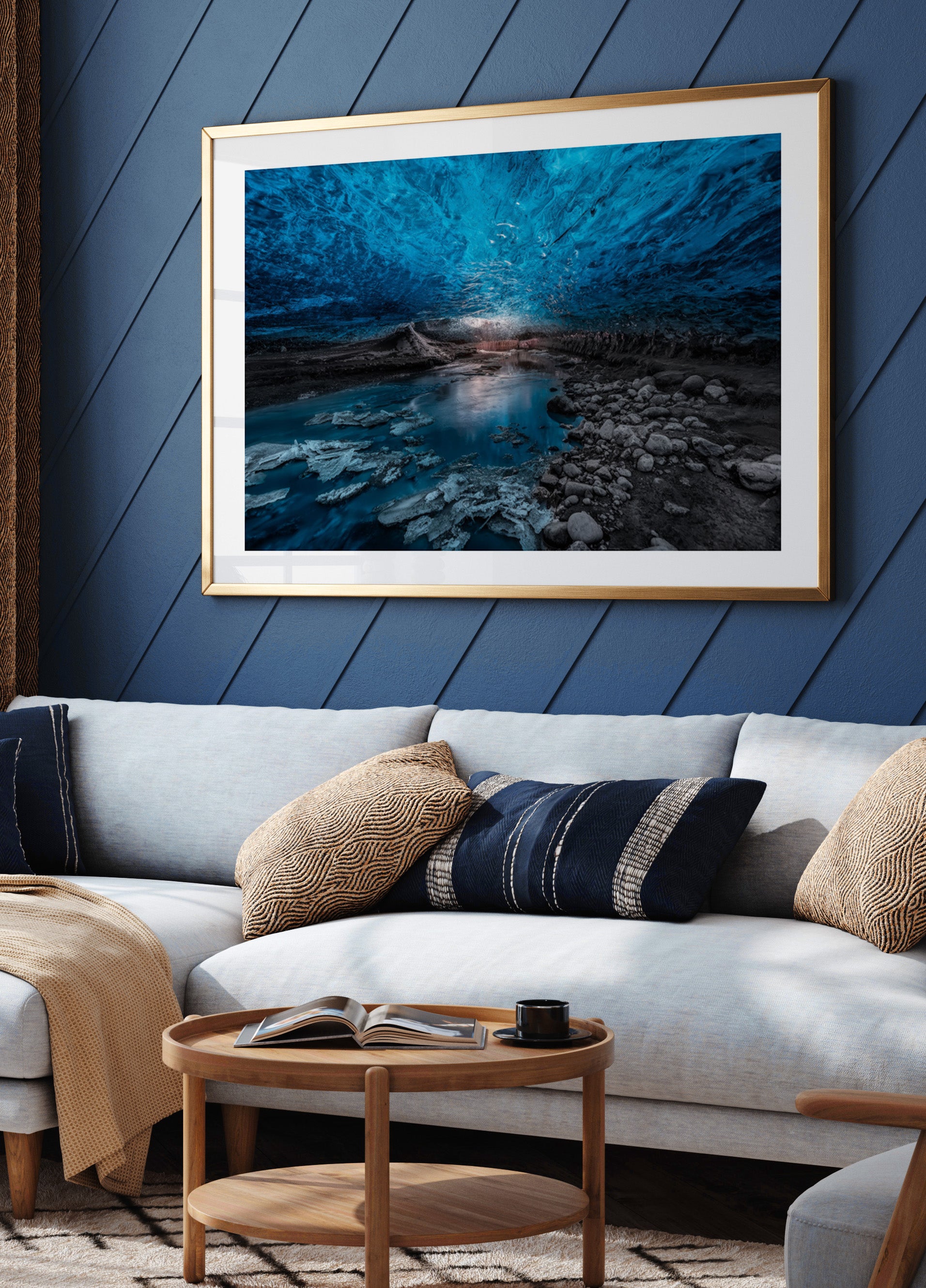 Ruisseau de la grotte de glace bleue