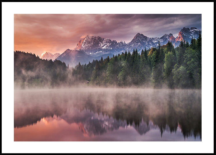 Lever de soleil au bord du lac