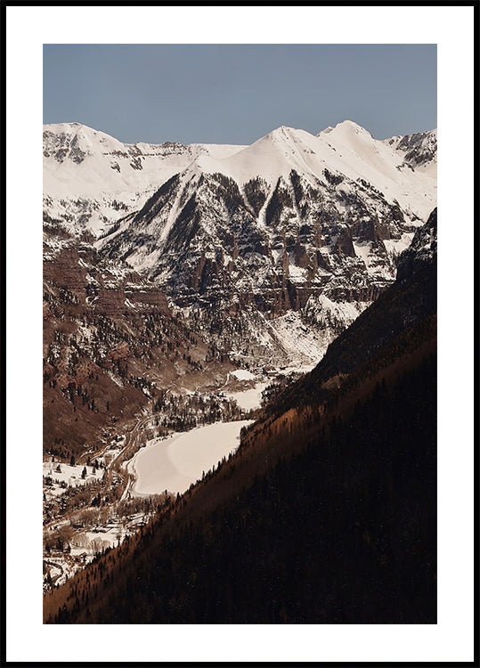 Snowy Mountain Valley Plakat