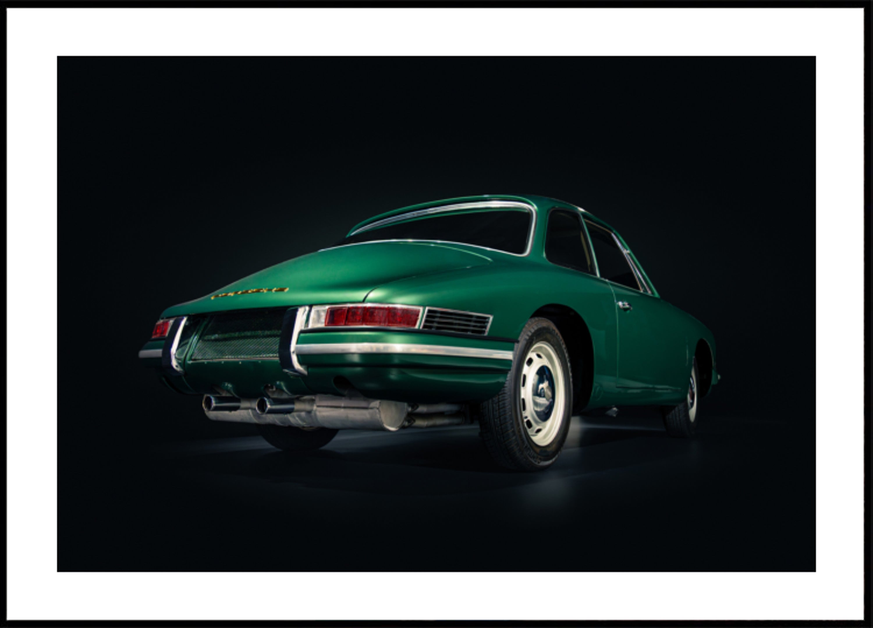 Voiture de sport verte classique