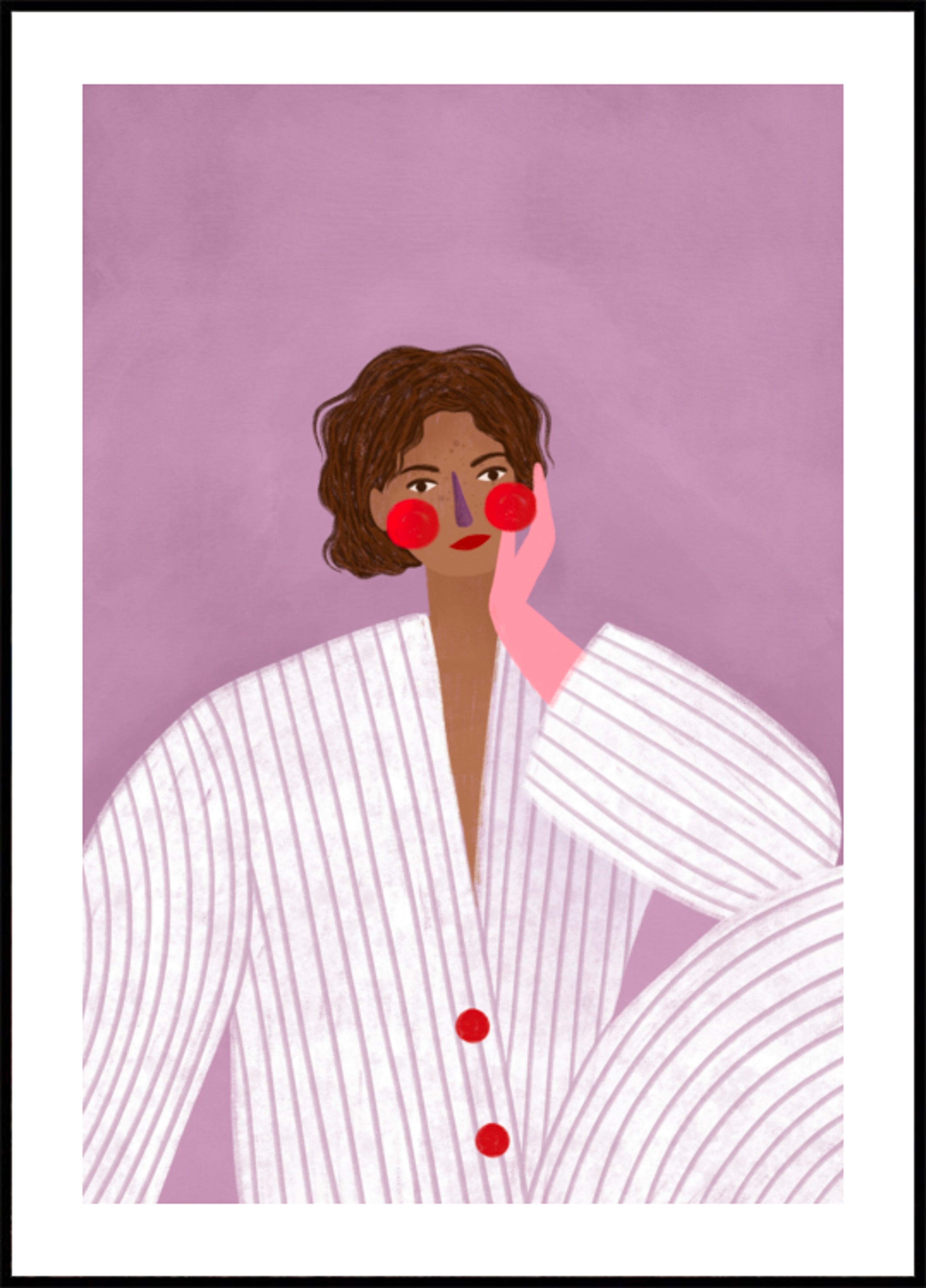 Femme rêveuse en pyjama