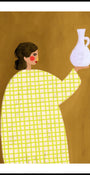 Femme Tenant De La Poterie
