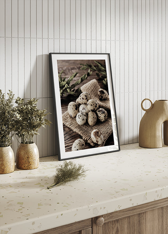 Quail Eggs on Rustic Burlap Plakat - Posterbox.dk