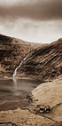 Small House Near the Waterfall Plakat - Posterbox.dk