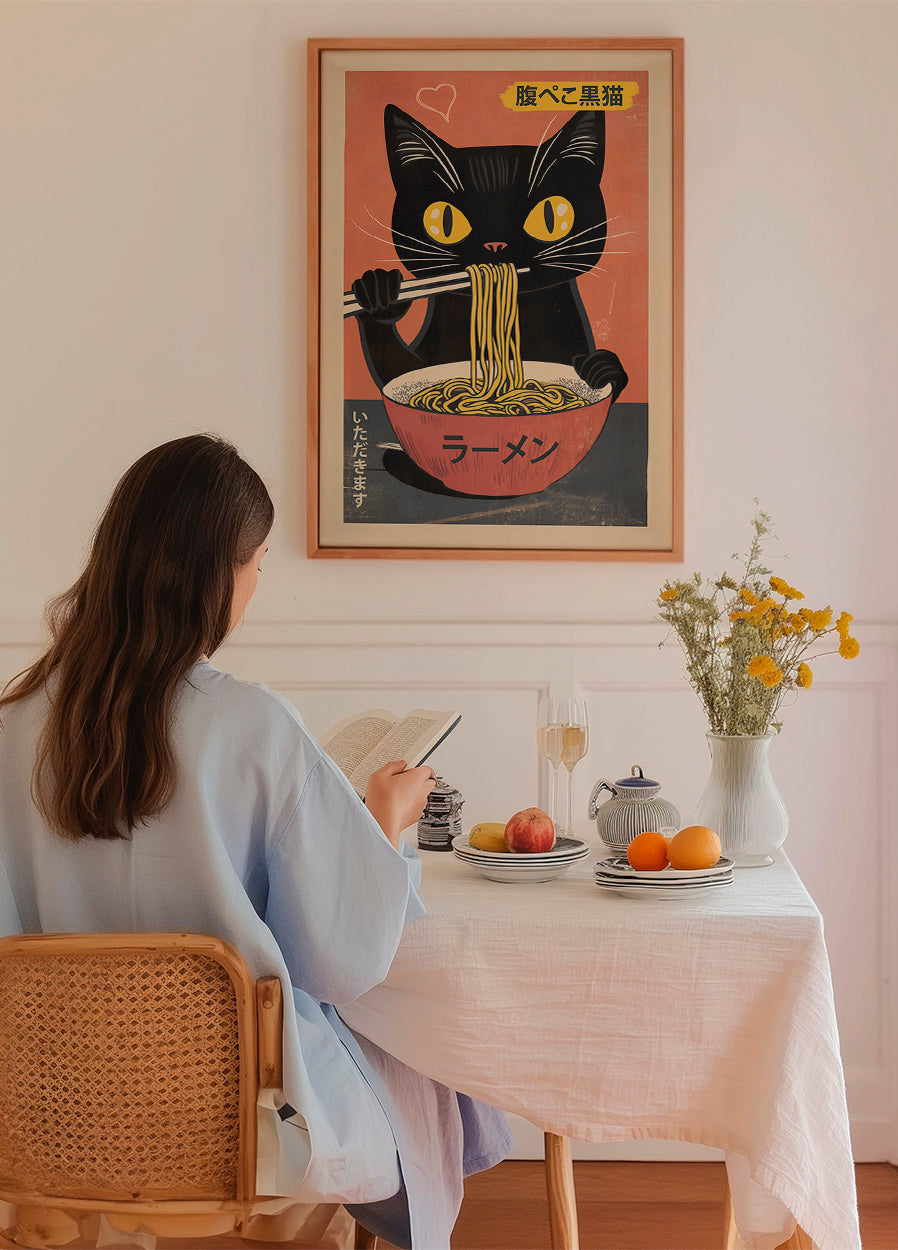 Vintage Black Cat Eating Ramen Plakat - Posterbox.dk