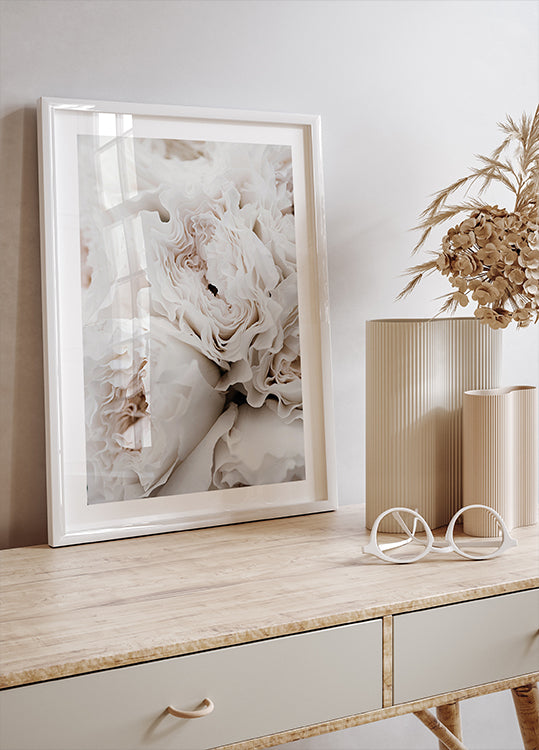 White Blossoming Roses Plakat - Posterbox.dk