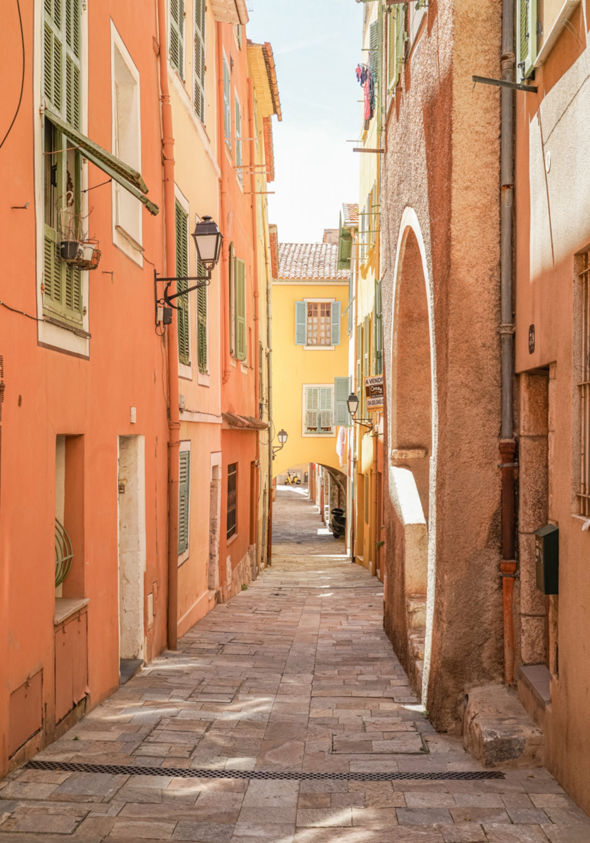 Ruelle européenne animée