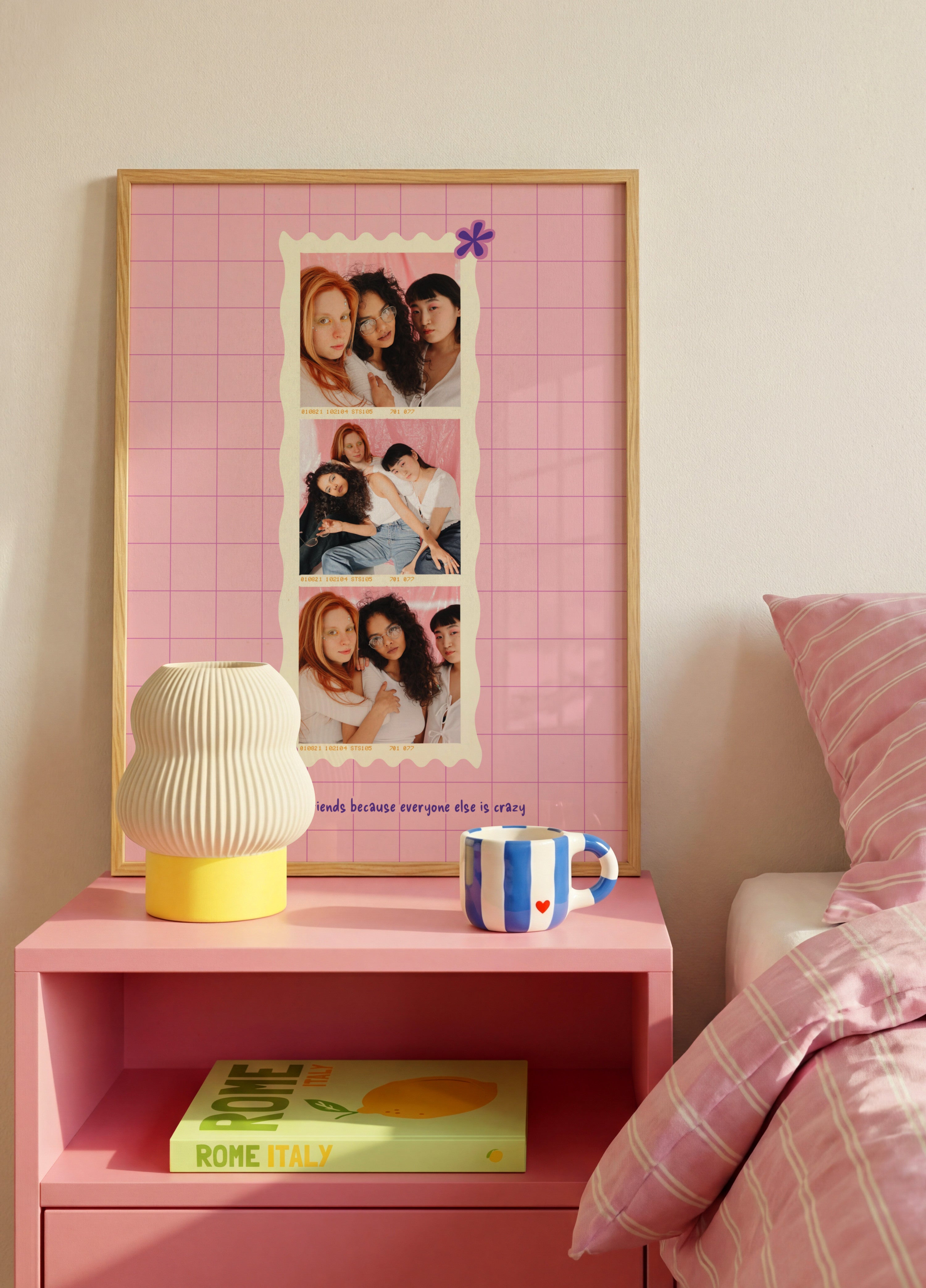Collage d'amis Polaroid rose