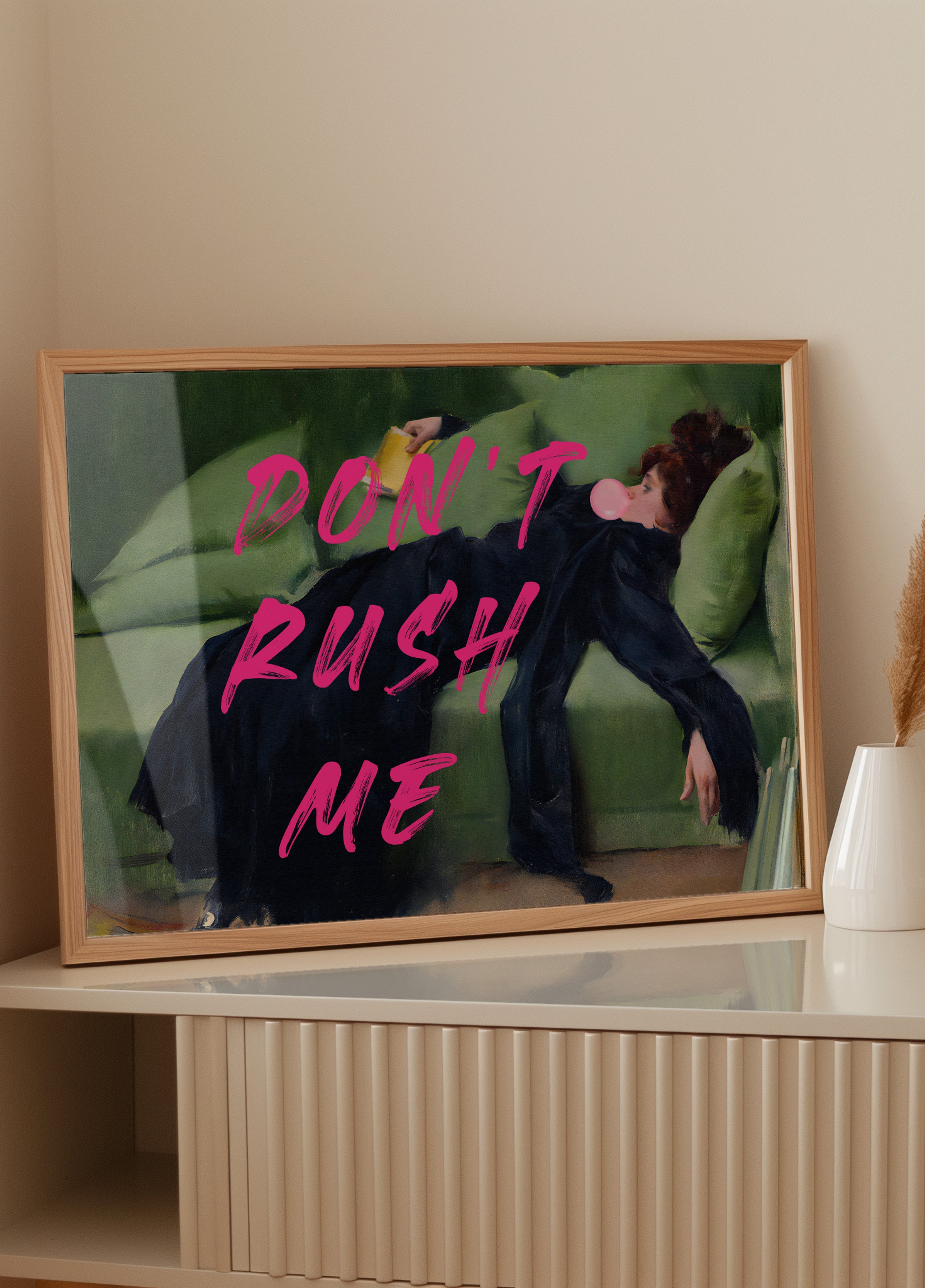 Ne me précipitez pas dans le salon