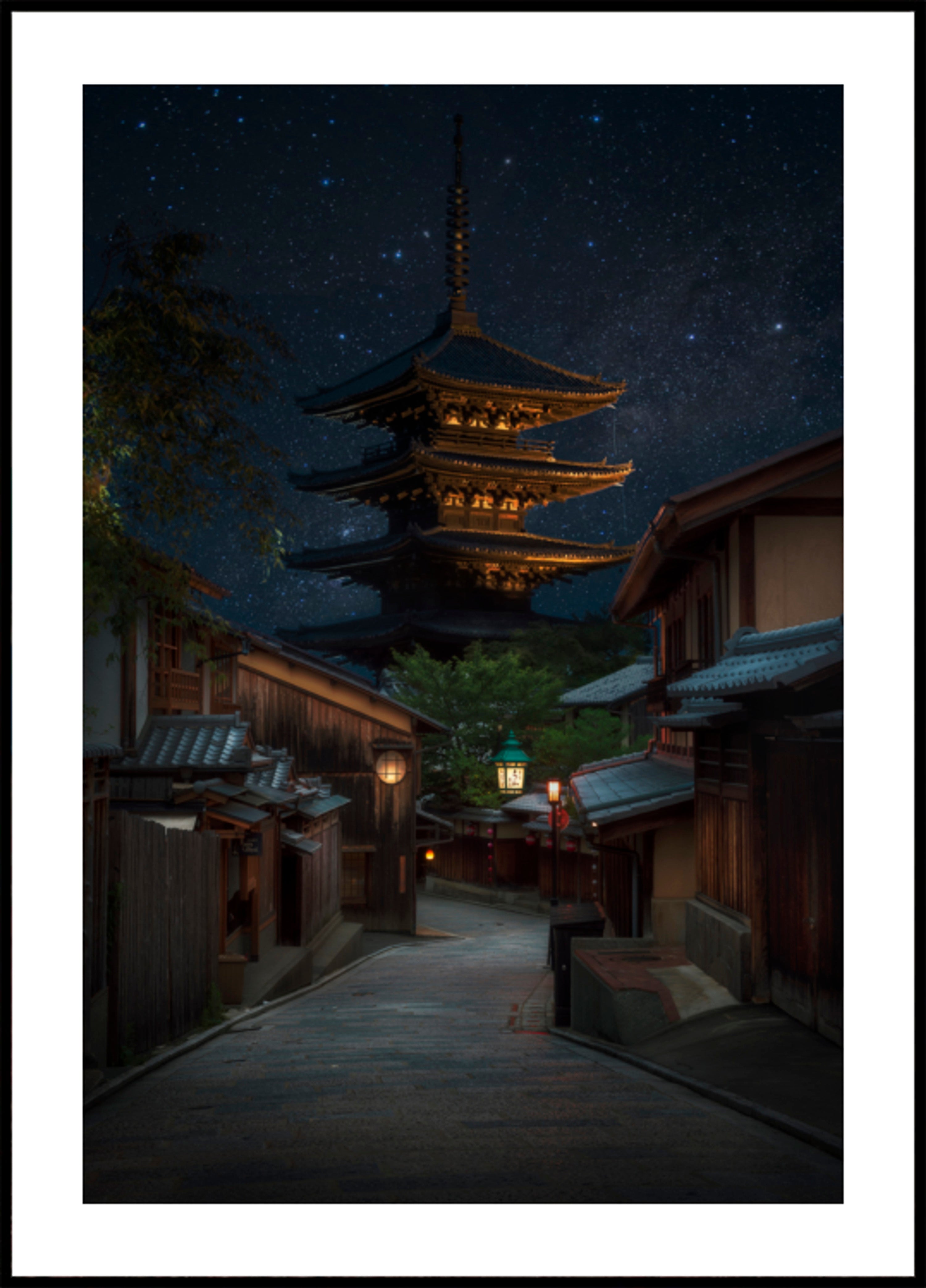 Nuit étoilée de la pagode de Kyoto