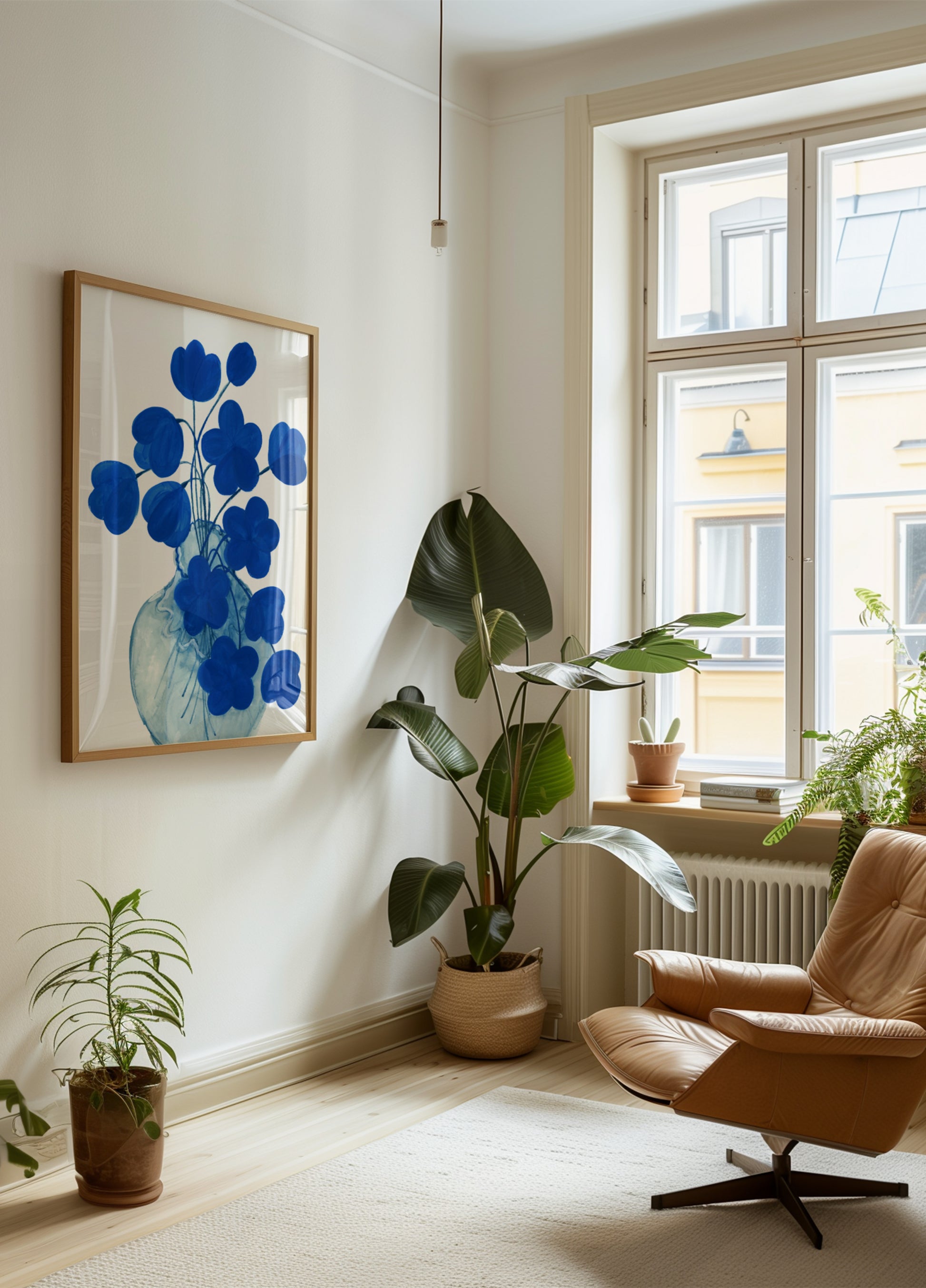 Vase floral bleu profond