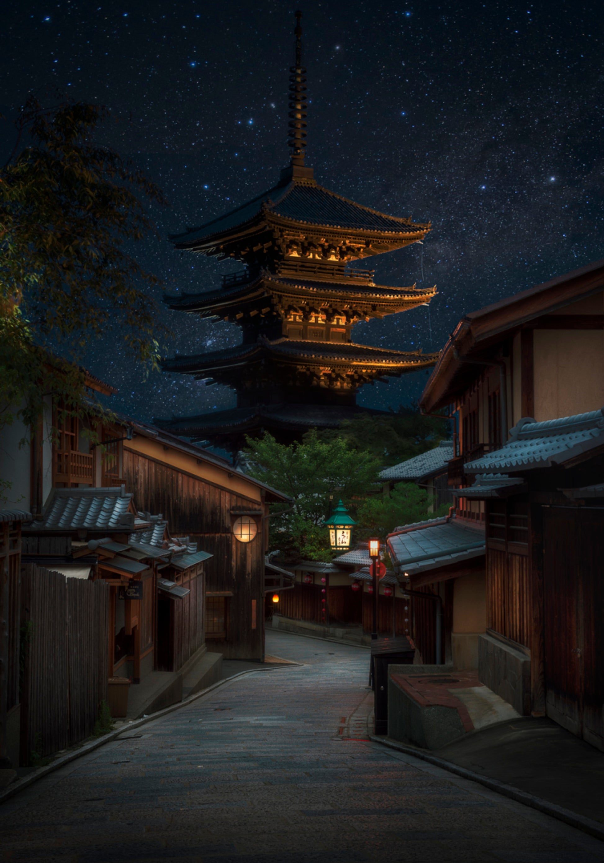 Nuit étoilée de la pagode de Kyoto