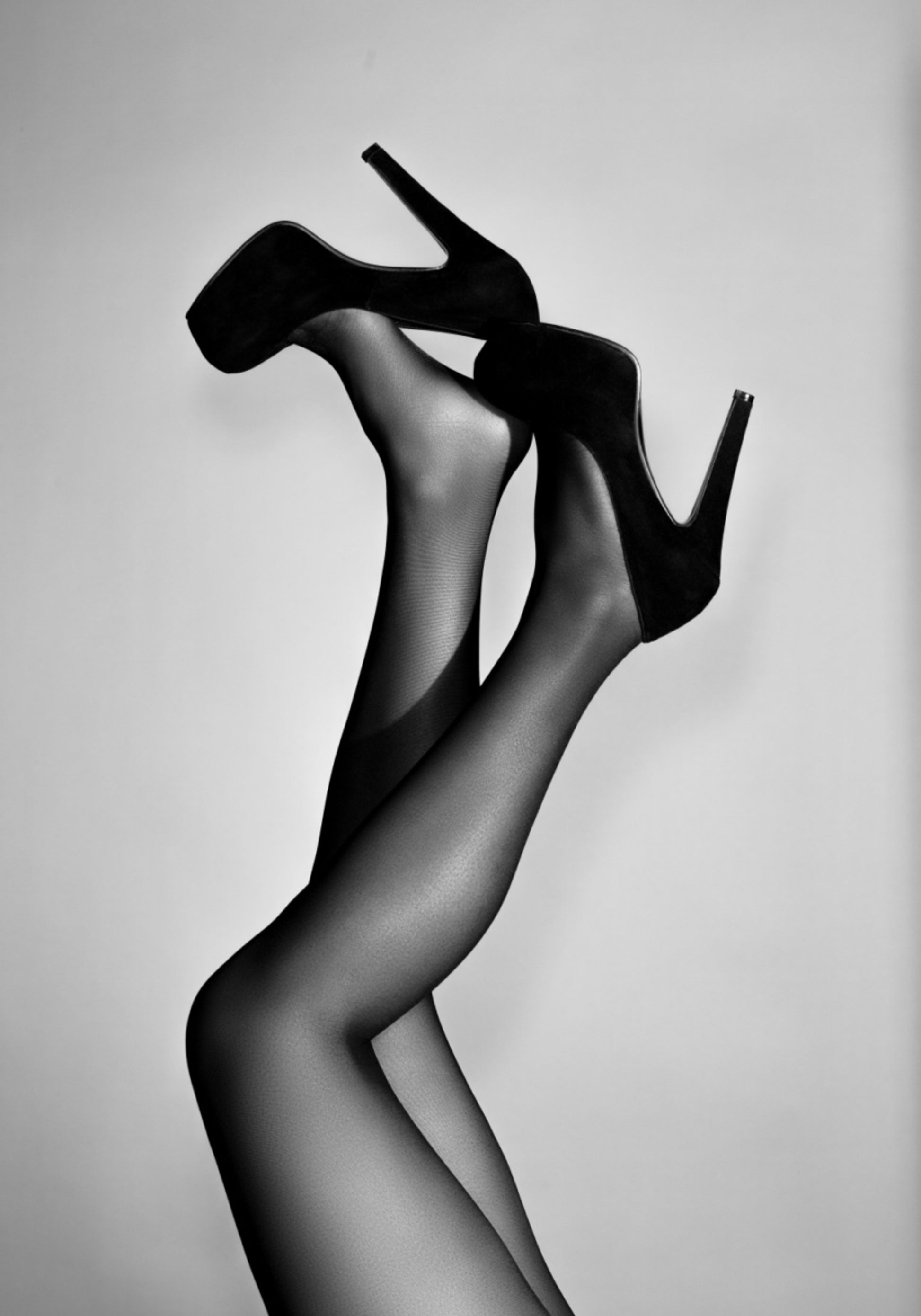 Jambes élégantes à talons hauts