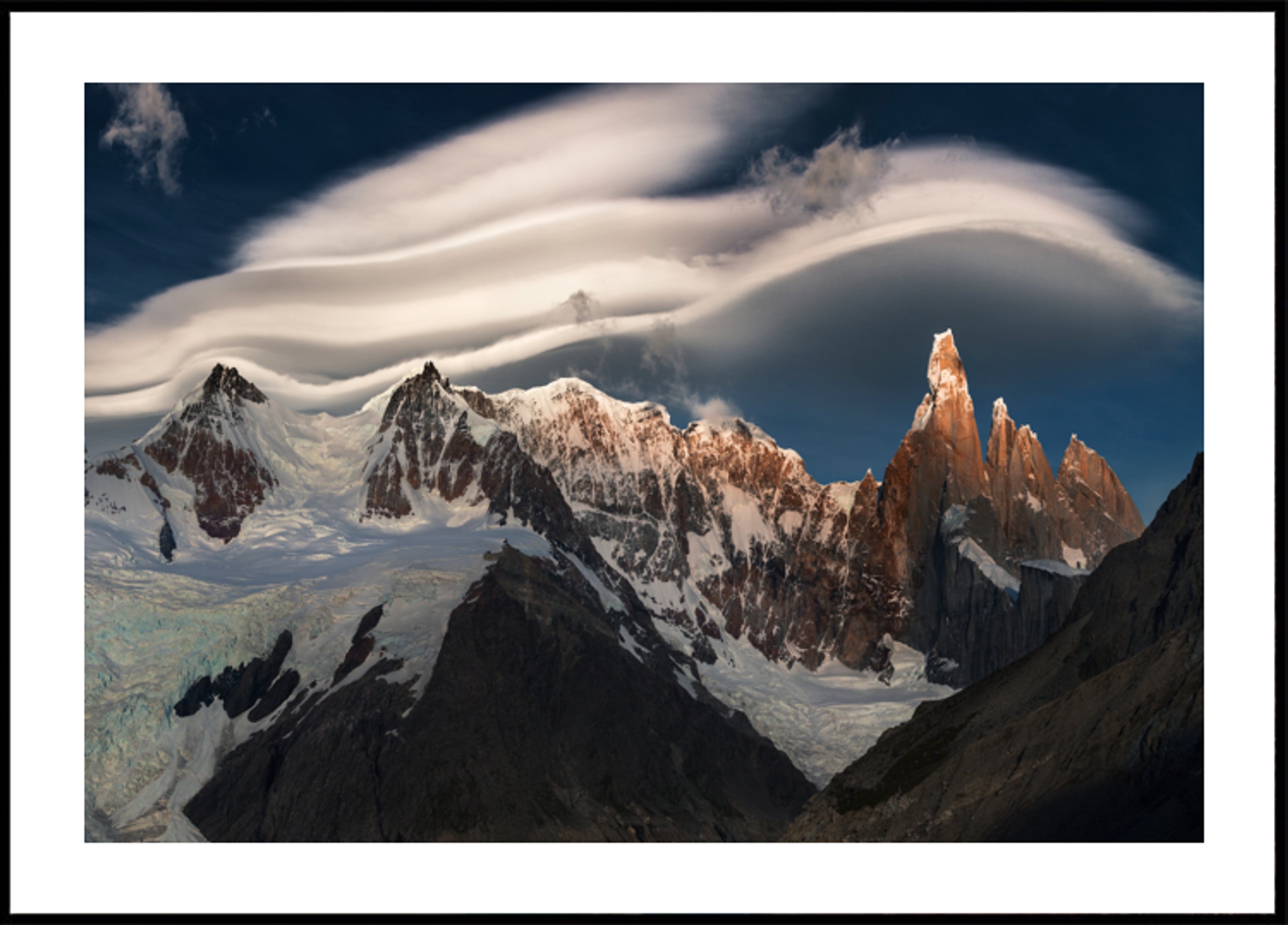 Nuage lenticulaire des Golden Peaks
