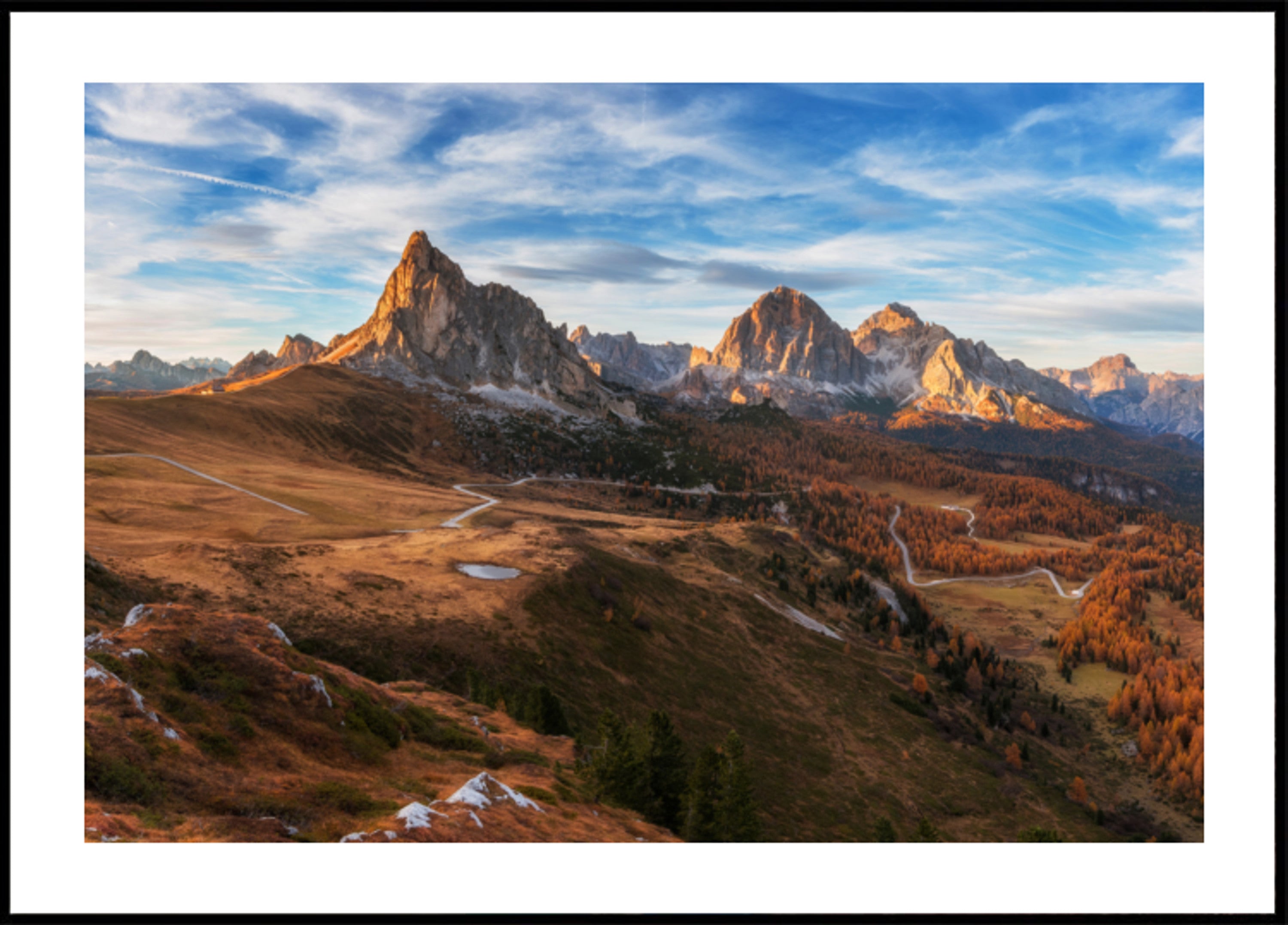 Montagnes d'automne dorées